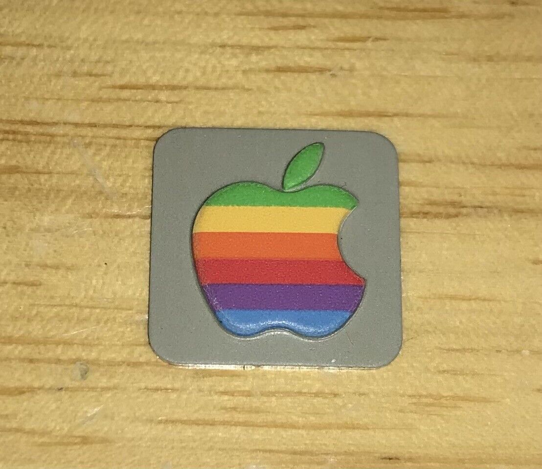 1984 Macintosh 128K M0001 Grey Apple Rainbow Logo REAR Case EMBLEM Mac 512K NICE