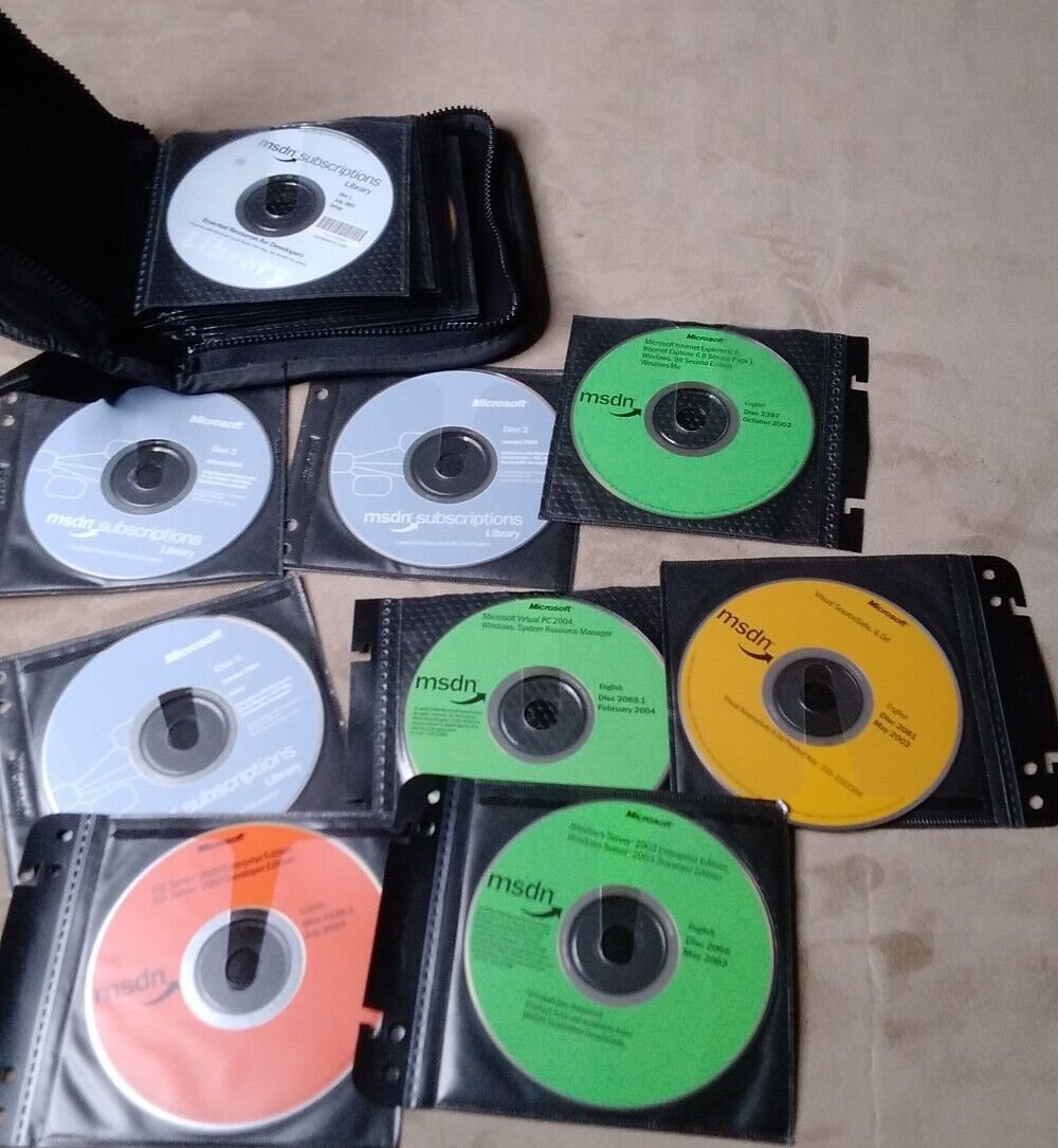 Lot Of 31 MSDN Microsoft Developer Network Discs 2003 - 2005