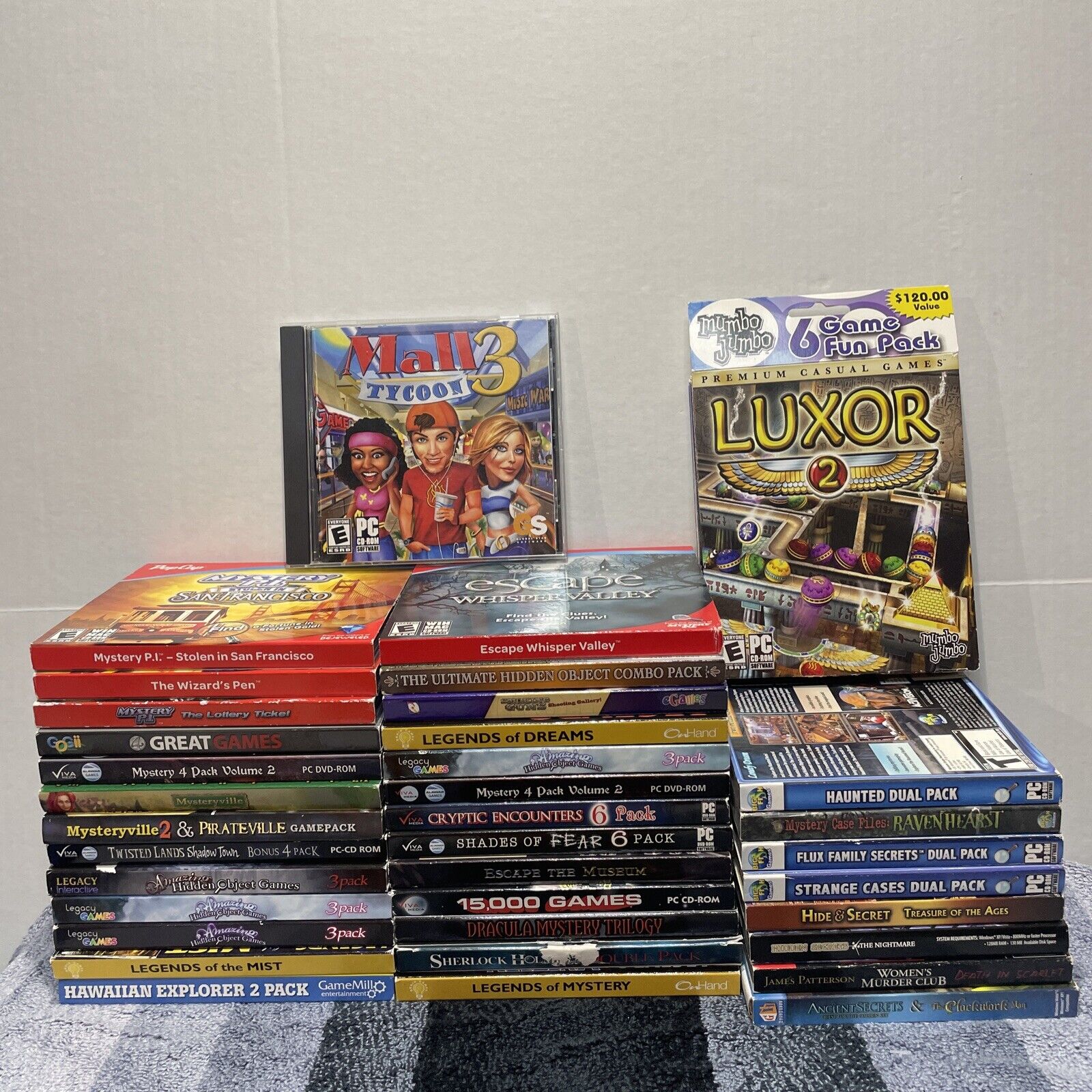 Lot Of 41 Pc Games Mostly Murder  Mysyery And Hidden Objects Pc/computer Games