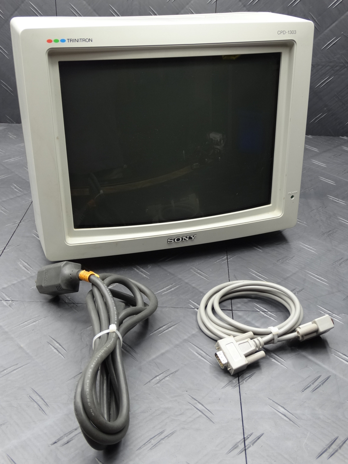 Sony Trinitron CRT Monitor Character Display CPD-1303 Made in Japan RARE