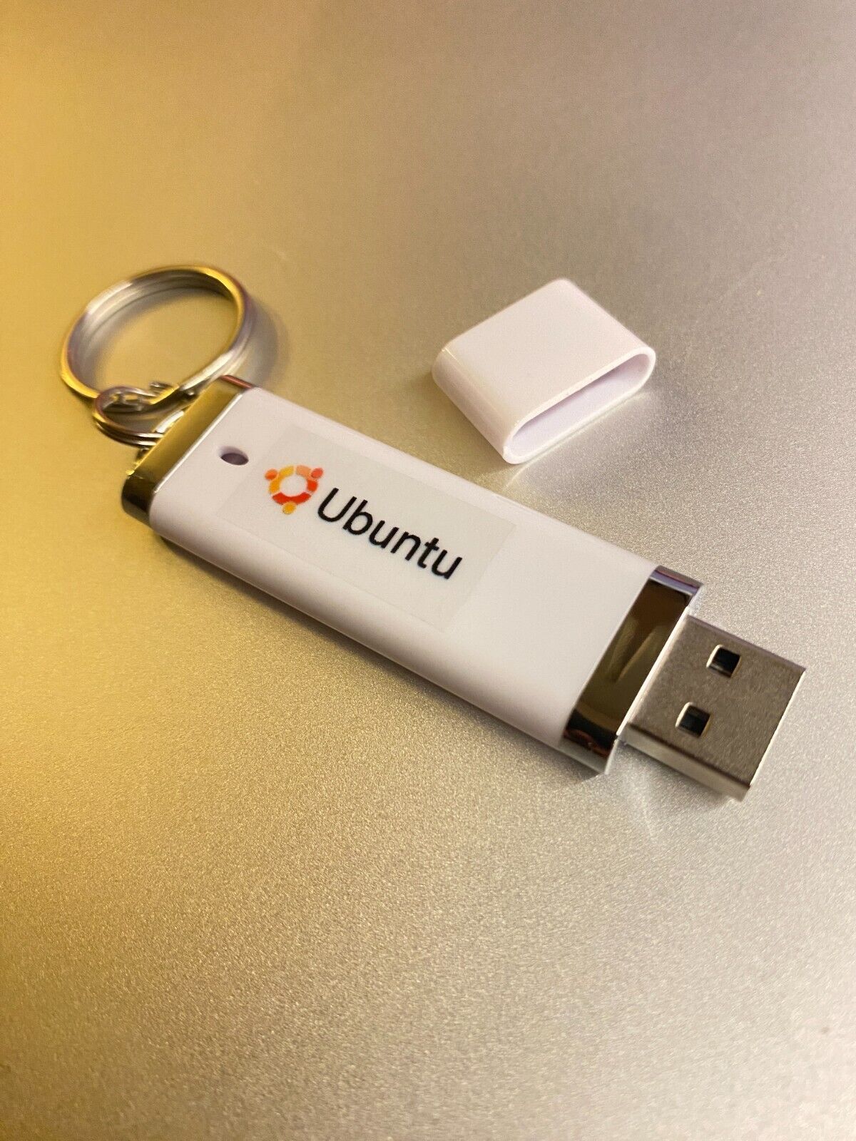 Ubuntu 22.04.3 (Latest Version) 8 GB Bootable USB Flash Drive 64