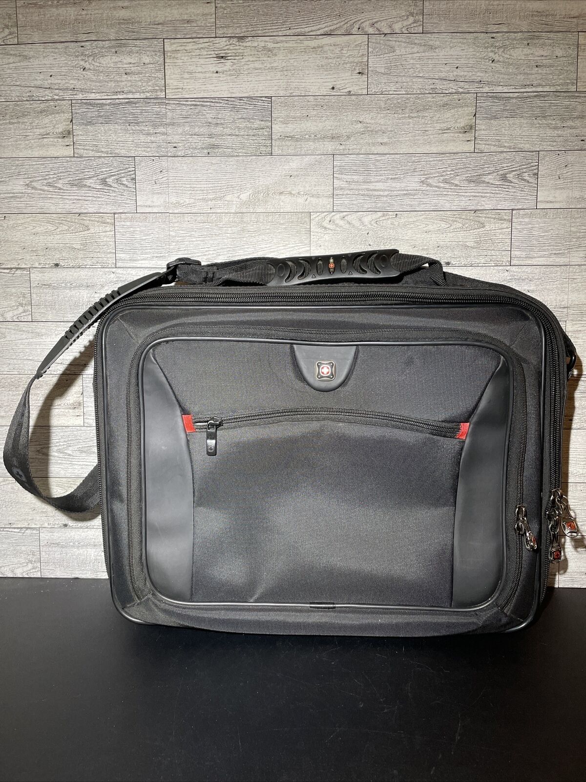 Insight Swissgear Laptop Travel Bag Case Wenger Black 15.6 Inch