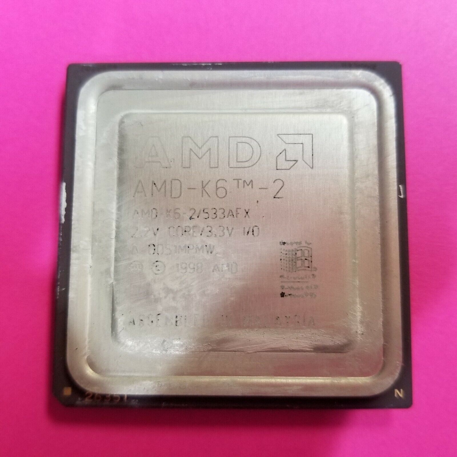 AMD K6-2 533Mhz Socket 7 Processor - AMD-K6-2/533AFX - 2.2V Core / 3.3V
