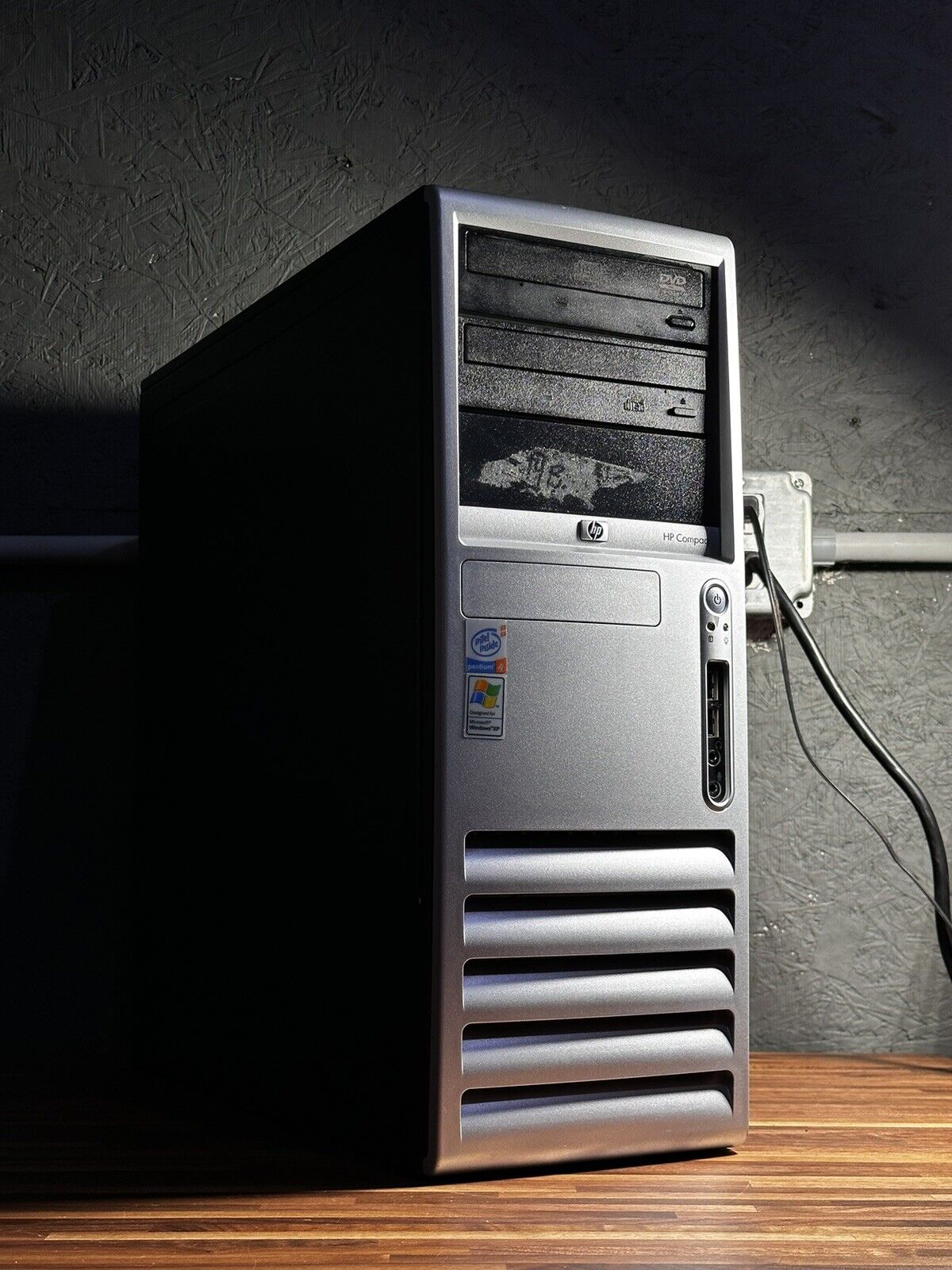 Vintage Rare HP P4 3.4GHz 1GB RAM 160GB HDD XP Pro NVIDIA Desktop Computer