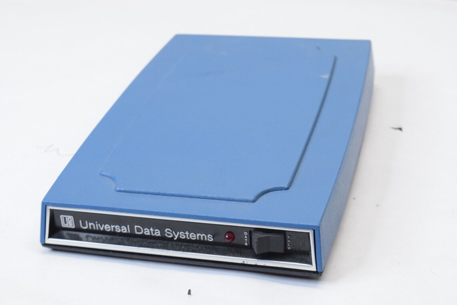 Vintage UDS Universal Data Systems Motorola 212 LP External Serial Modem
