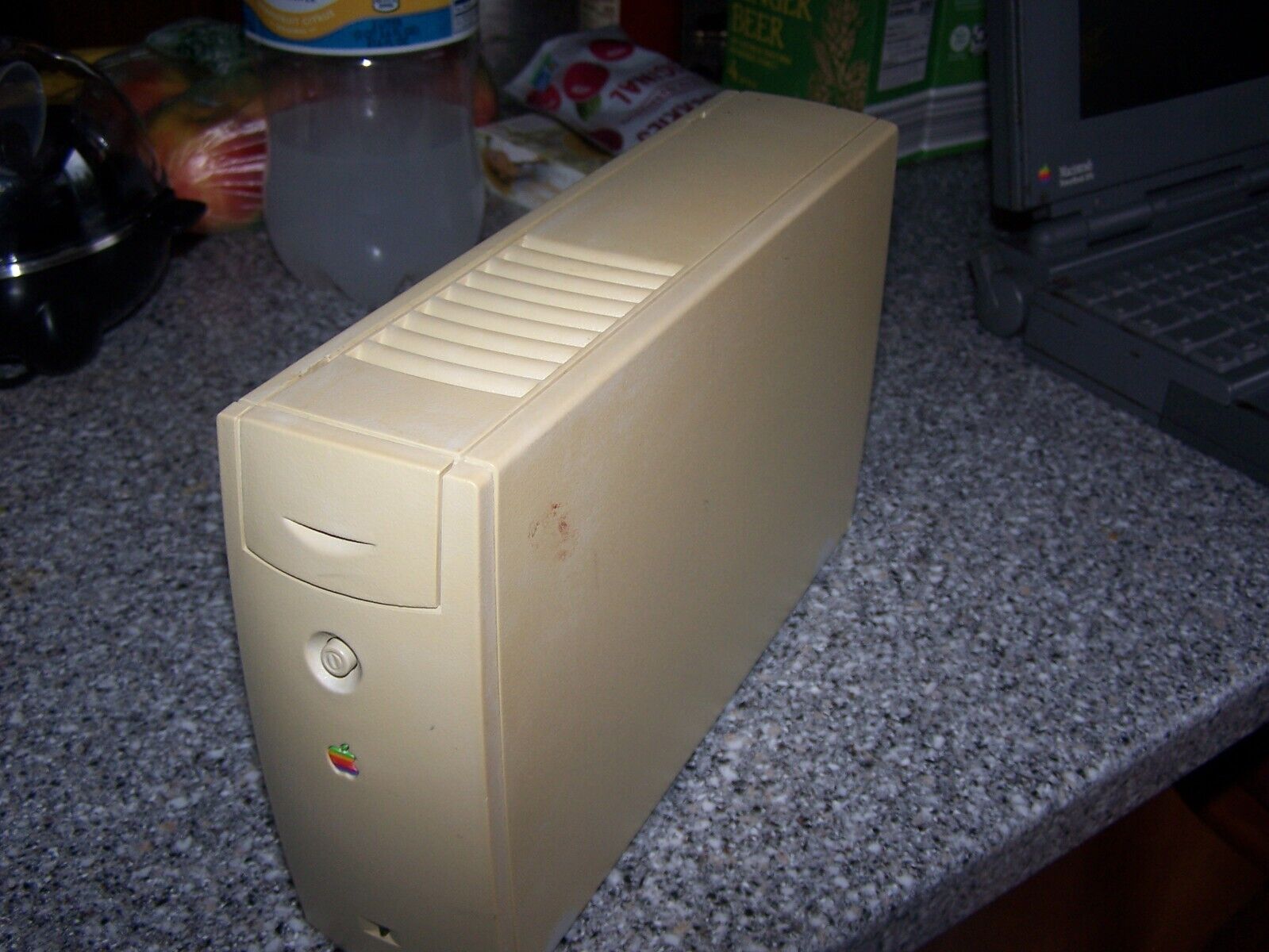Apple 1GB External SCSI Hard Drive Model M2115
