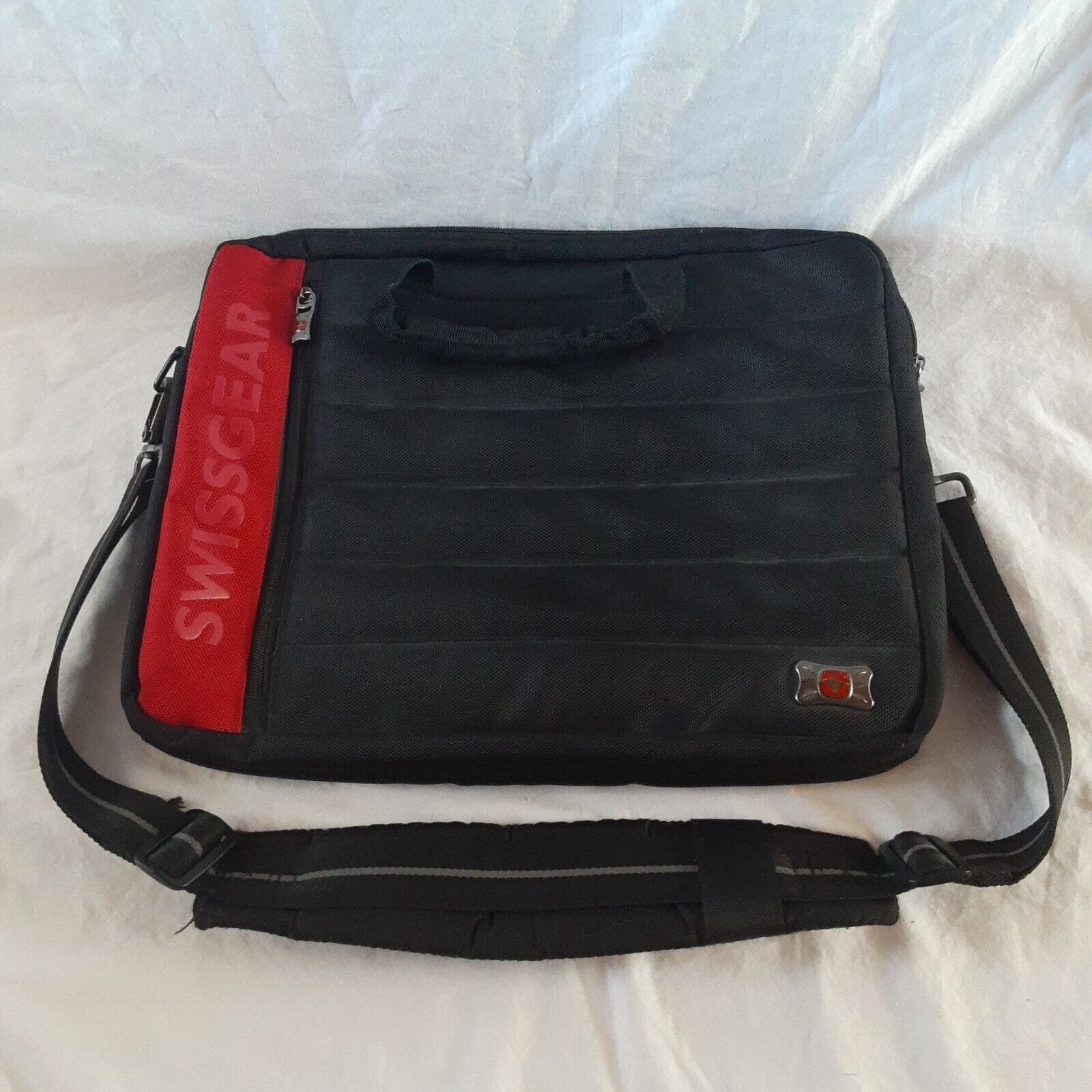 SwissGear By Wenger Black Red The Anthem Double Slimcase Shoulder Bag, Busn Gear