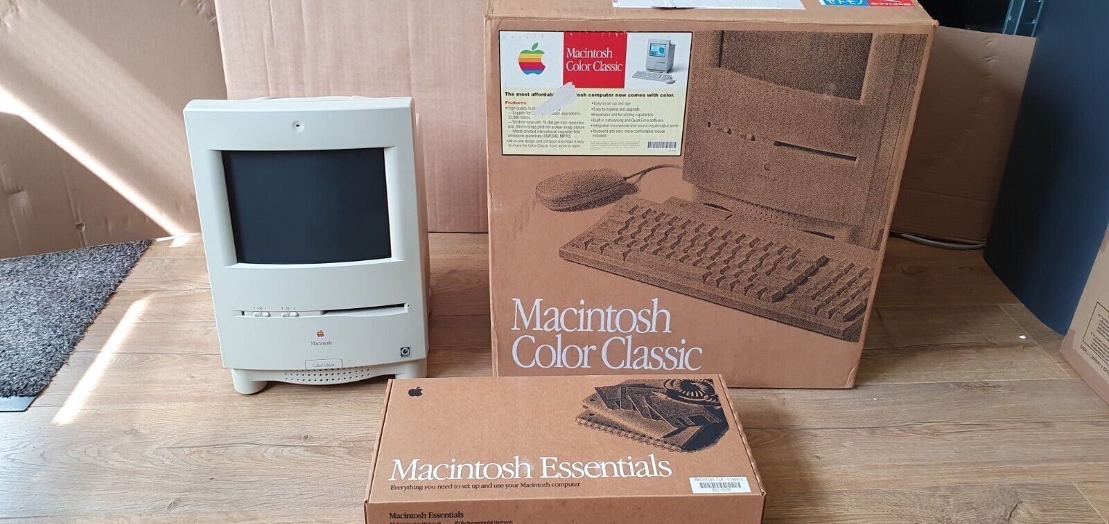 Apple Macintosh Color Classic M1600 Boxed OVP