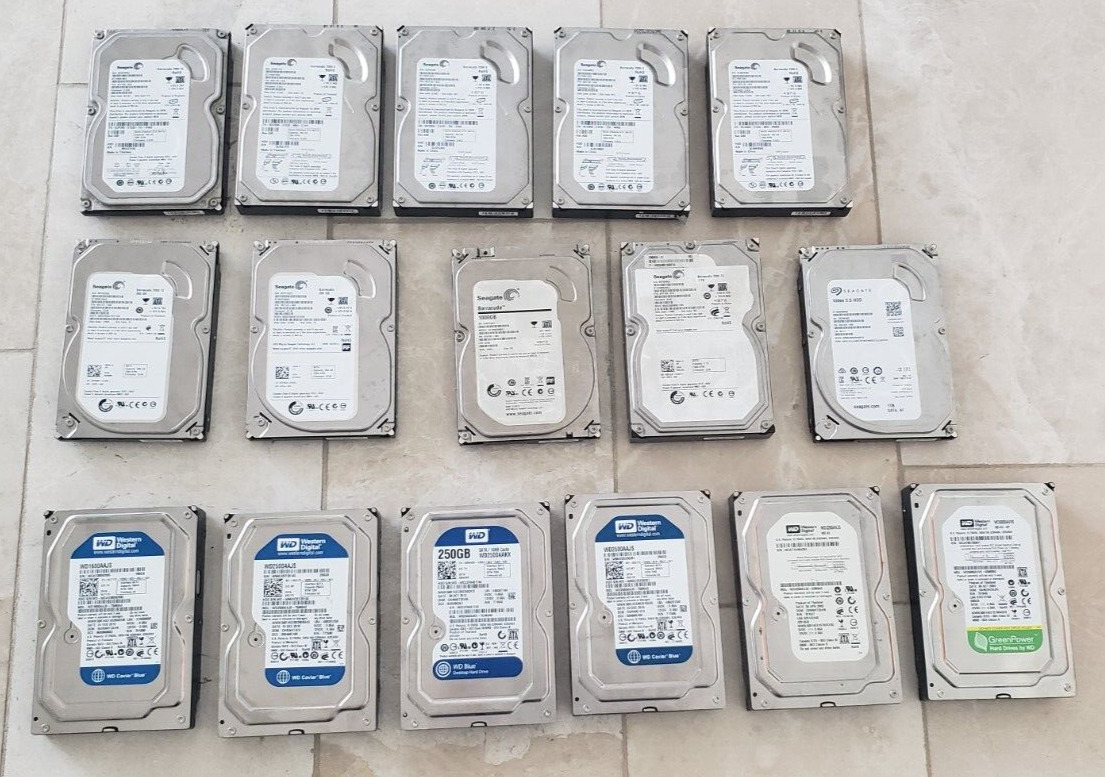 Lot of 16 3.5 HDD Sata for PC