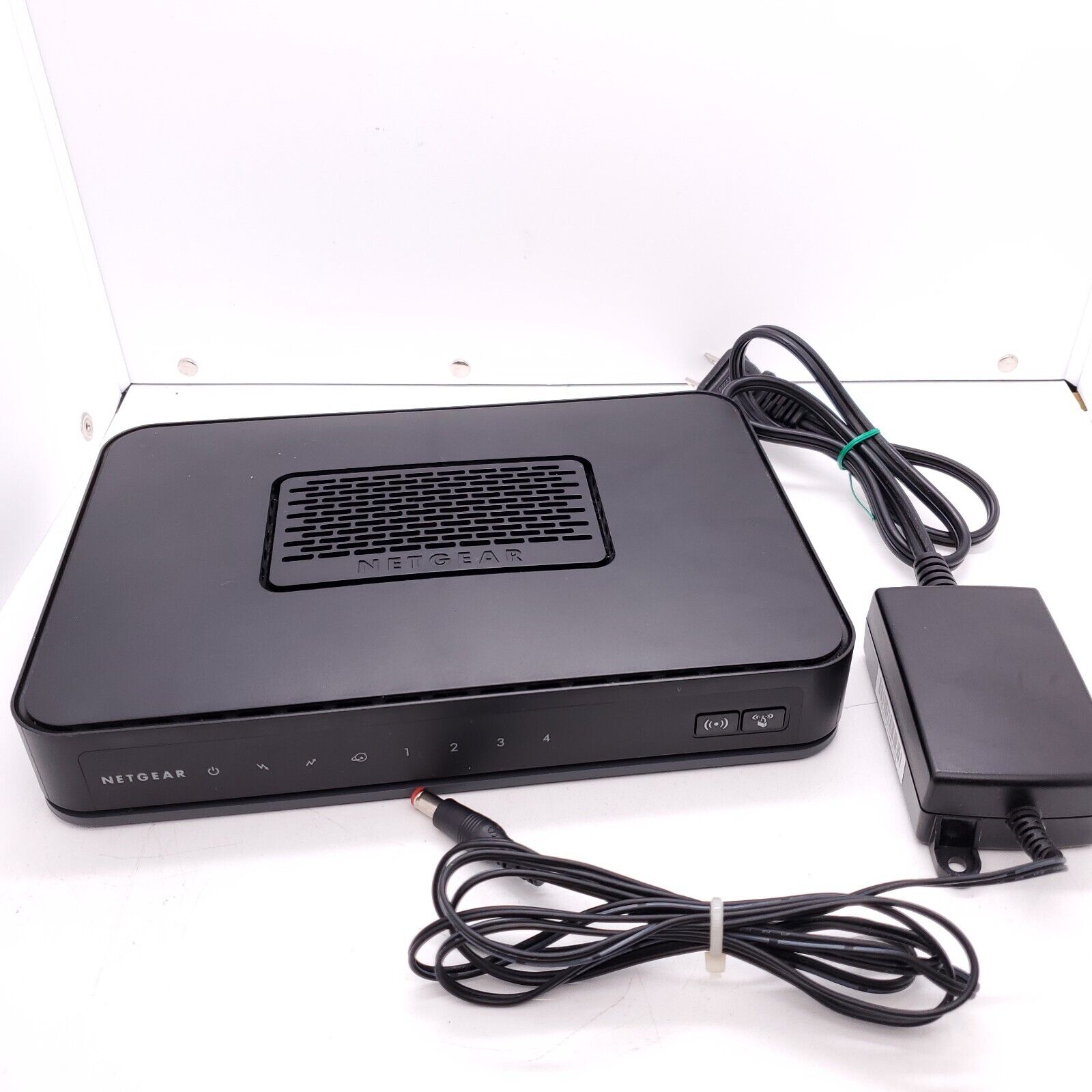 NETGEAR CG3000D Wireless Cable Gateway DOCSIS 3.0 Modem Router w/ Power Supply