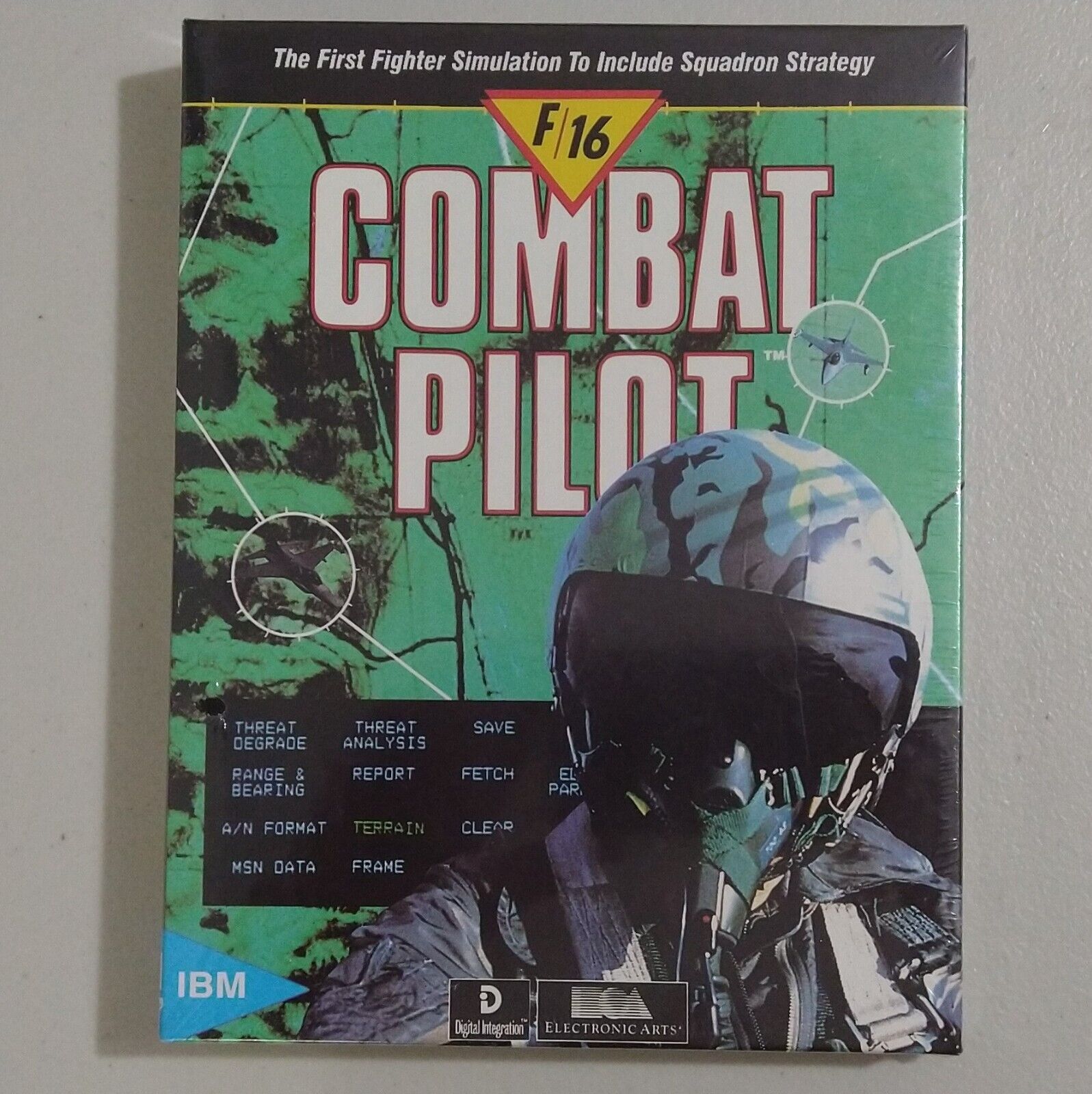 MINT F/16 Combat Pilot Game 3.5\