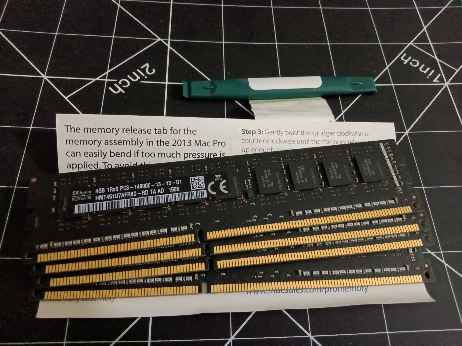 Original Apple 4GB 1Rx8 PC3-14900E DDR3 1866MHz DIMM MAC PRO 2013 Genuine