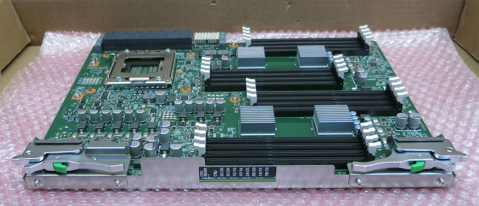Fujitsu Primergy RX900 S2 CPU Memory Riser Board Unpopulated S26361-D3145-A100