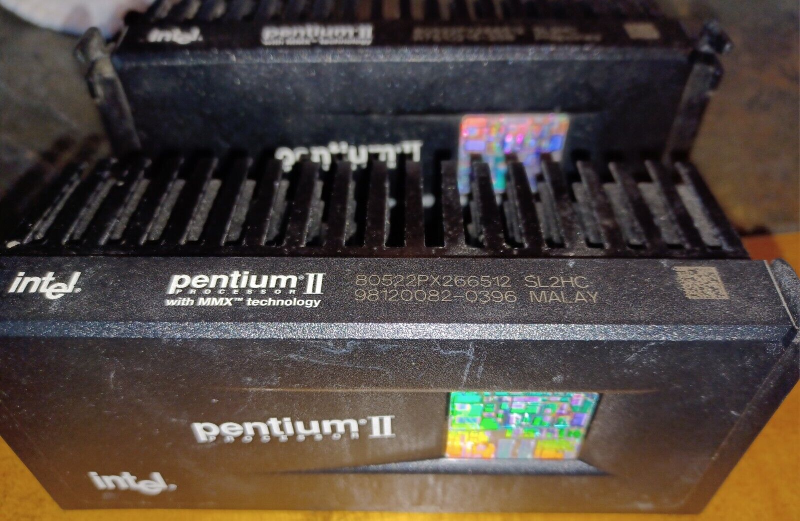 Two (2) Intel Pentium II Processors w/ MMX 266Mhz Vintage + Heatsinks