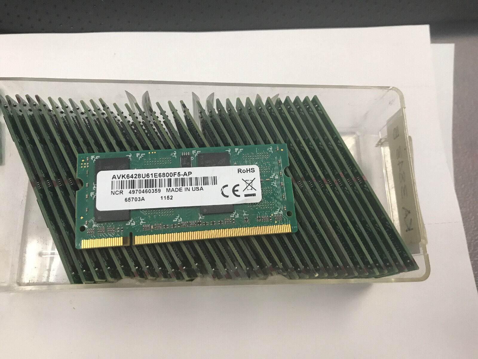 1 x 1GB NCR Avant Tech AVK6428U61E6800F5-AP PC2-6400 1.8V SODIMM DDR2 MEMORY