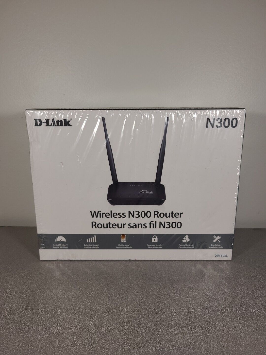 D-Link DIR-605L Wireless N300 Router New Sealed