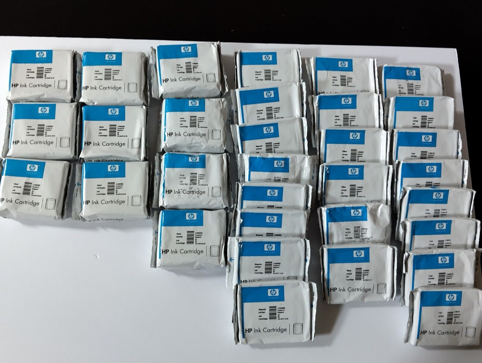 34 GENUINE HP 940 Officejet Ink Cartridges Lot of 34 Expired SEALED
