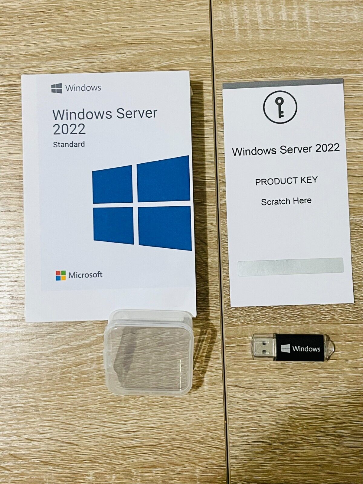 MS Server 2022 Standard- 16 CORES w 50 USER CALs Full Version with USB Flash