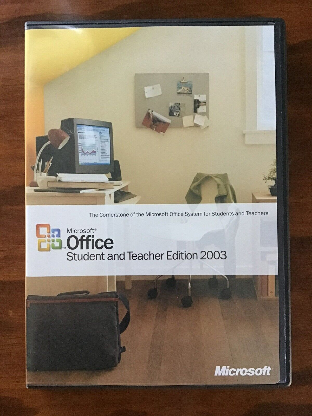 Microsoft Office 2003 Student and Teacher Edition (Retail w/ Product Key + CD)