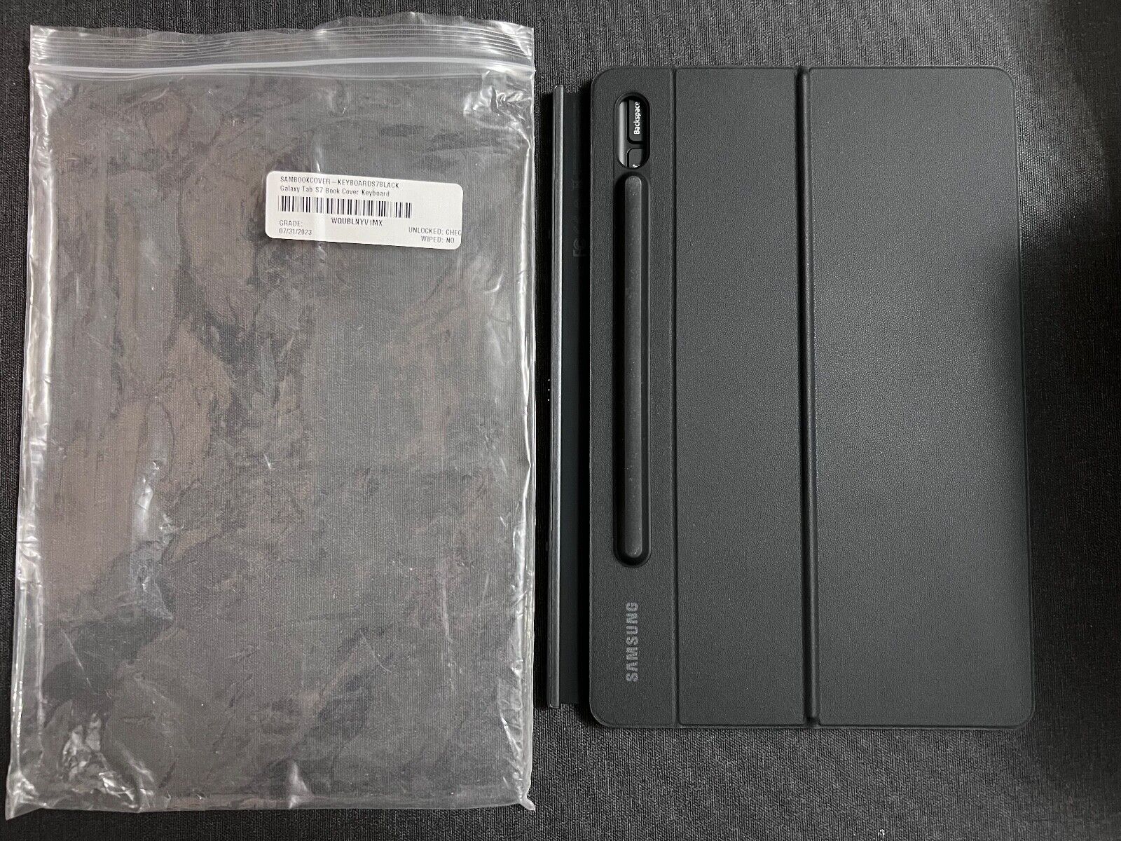 Open Box Samsung Galaxy Tab S7 S7 5G Book Cover Keyboard EF-DT870UBEGUJ - Black