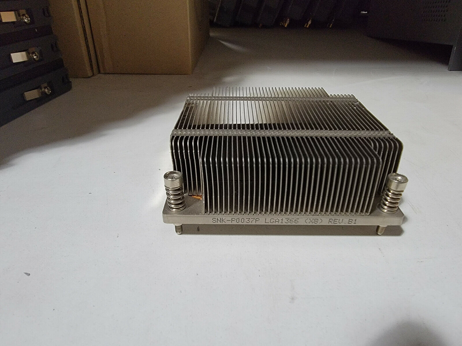 Supermicro 1U SNK-P0037P SNK-P0036P LGA1366 (X8) Intel Xeon Socket B Heatsink