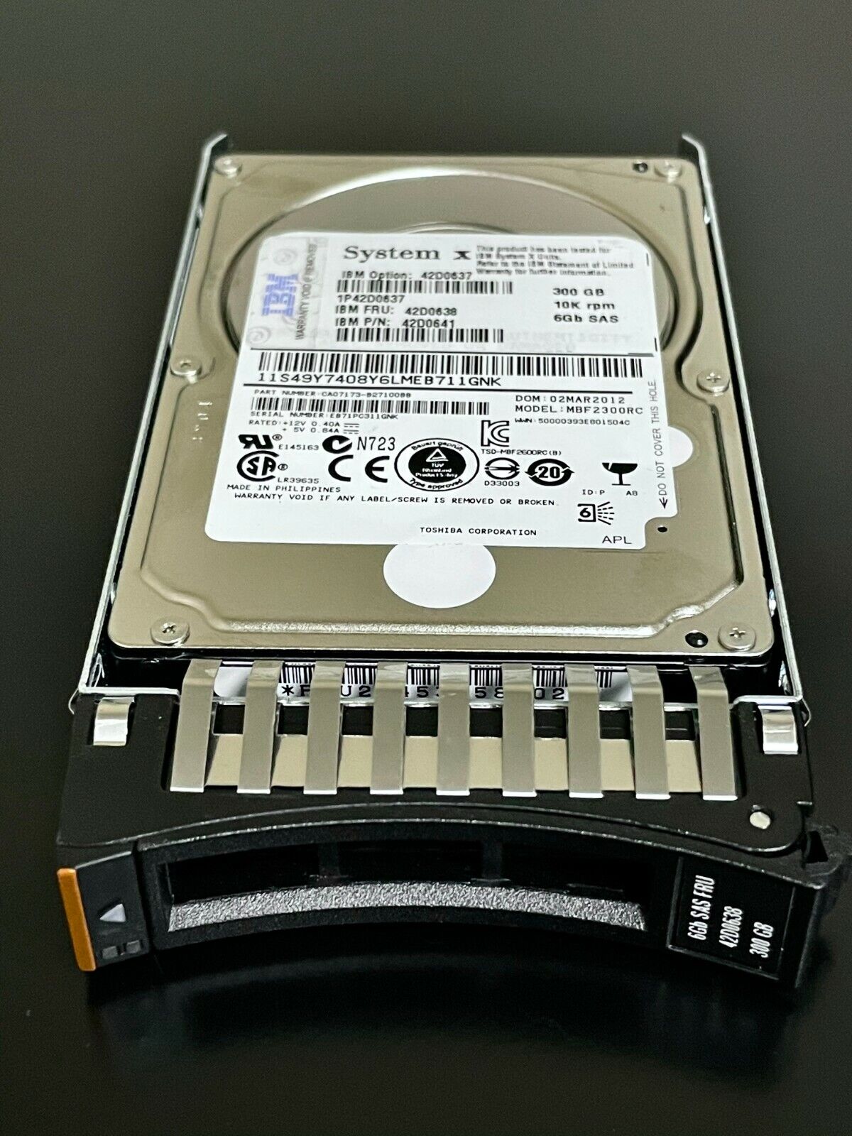 IBM 42D0637 42D0638 42D0641 300GB 10K RPM 2.5” SFF Hot Swap SAS HDD Hard Drive