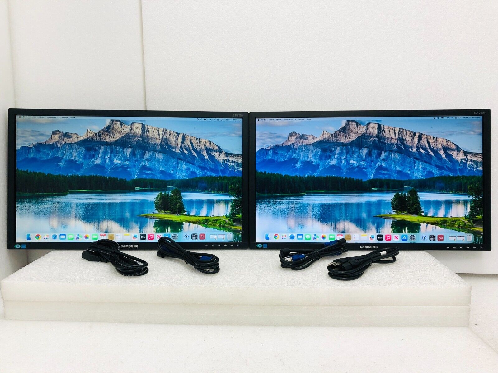 LOT OF 2 Samsung S24C450D Black 24 in Widescreen Flat Panel HD DVI-D LCD Monitor