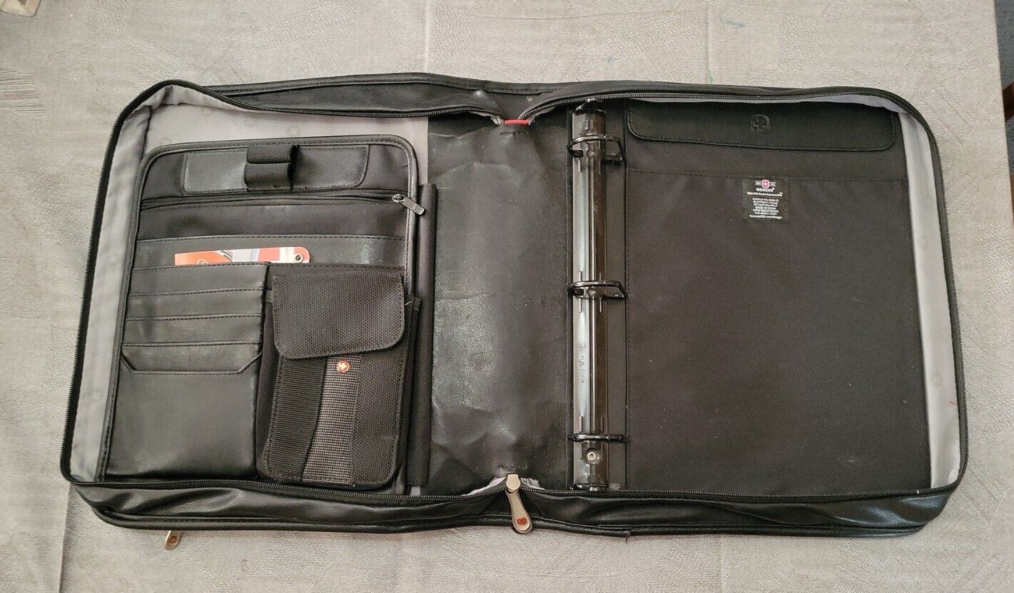 WENGER SWISS ARMY Laptop Computer Case Shoulder  Messenger Briefcase Carry-on D1