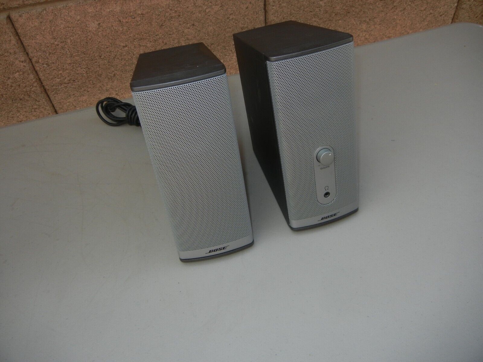 Pair of BOSE Multimedia Speakers, Left Right, Companion 2 Series II - EXCELLENT