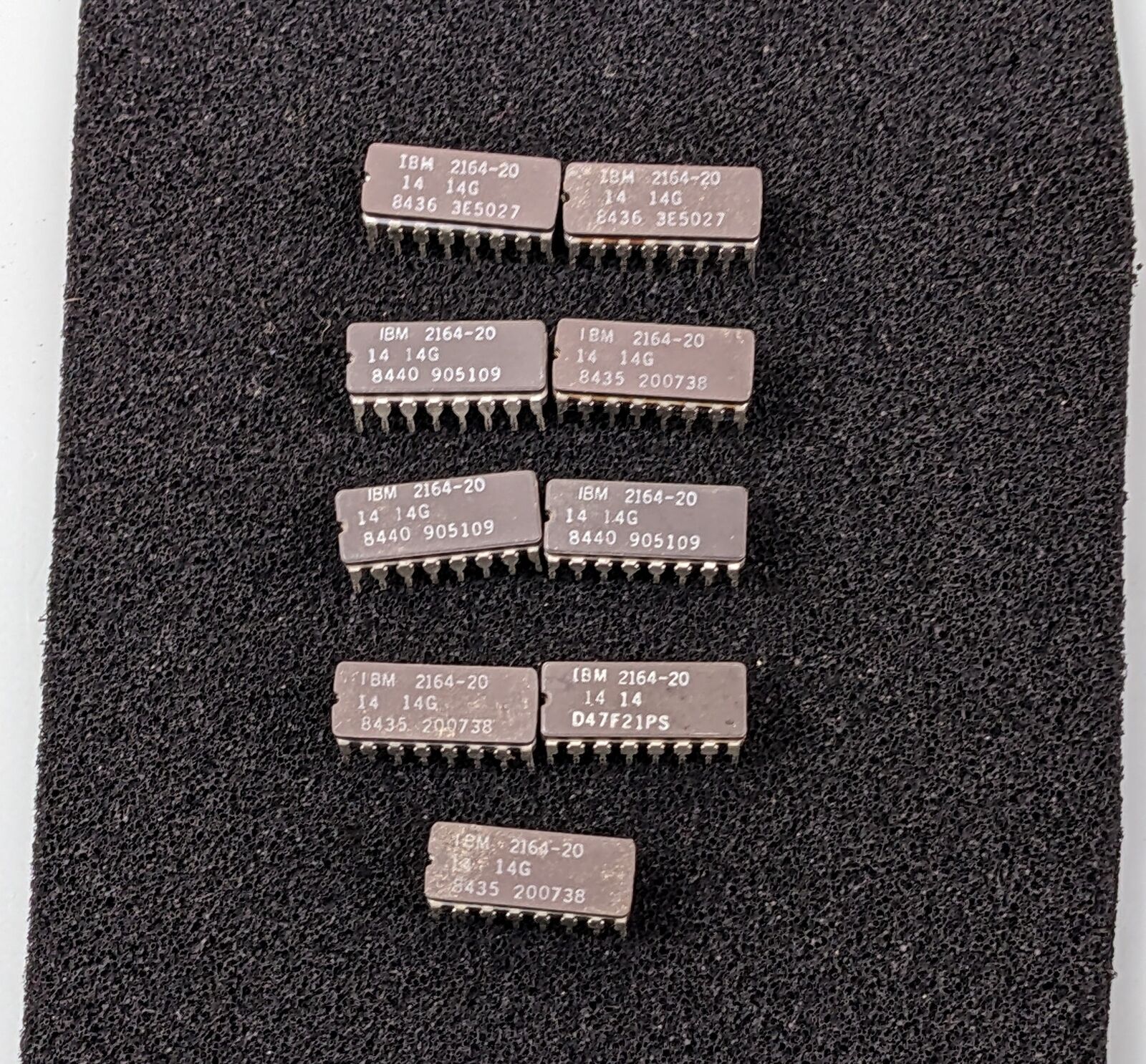 (9) IBM PC XT 64KBit RAM memory chips (~4164) IBM 2164-20 ~ 64K Memory Upgrade