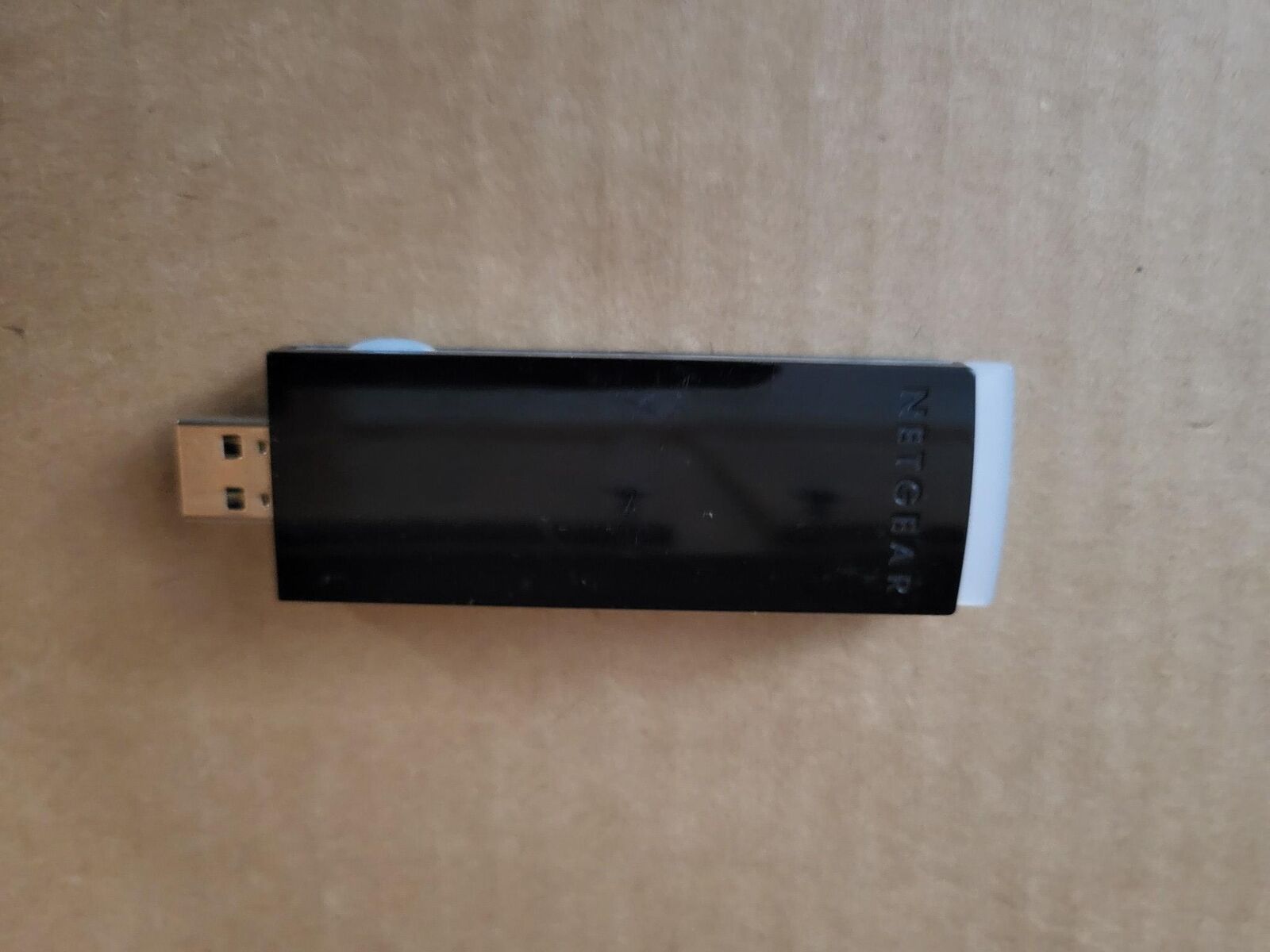 NETGEAR N900 WIRELESS DUAL BAND USB ADAPTER-WNDA4100100 L1-4(1)