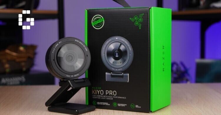 Razer Kiyo Pro Streaming Webcam - Black