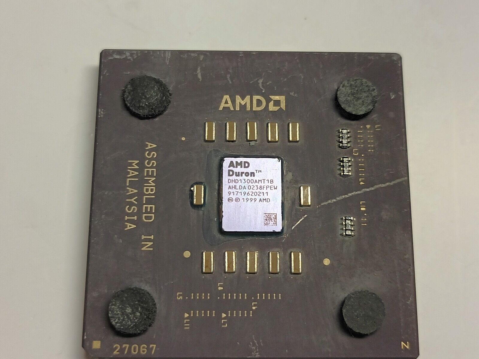 Rare Vintage AMD Duron 1300 DHD1300AMT1B Ceramic Processor 