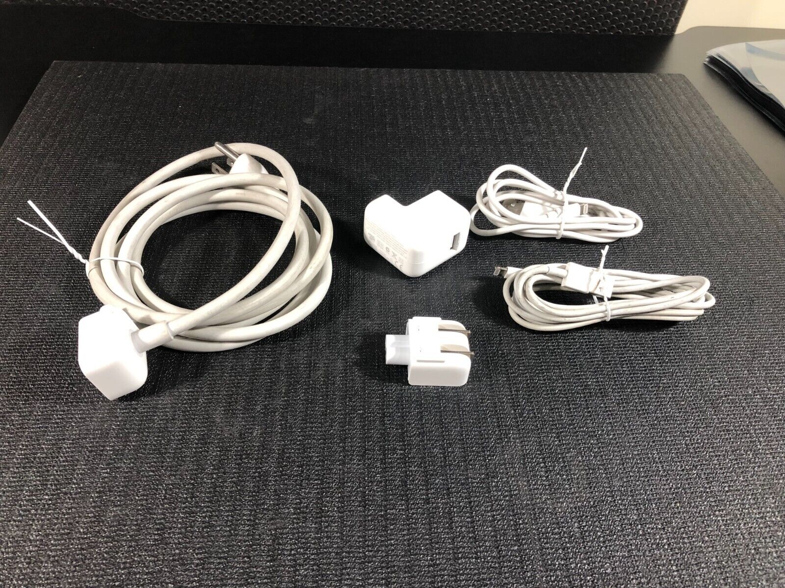OEM GENUINE APPLE 10W A1357 CHARGER FOR IPHONE IPAD IPOD W/ EXTENSION CORD
