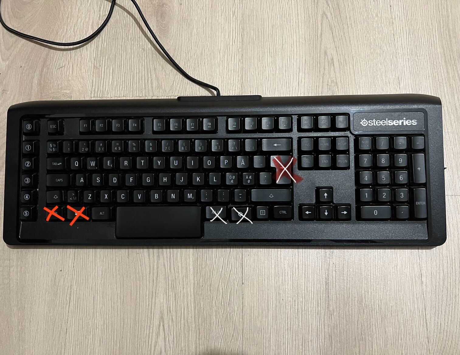SteelSeries Apex M800 Keyboard | Black | Rare Keycaps | FOR PARTS
