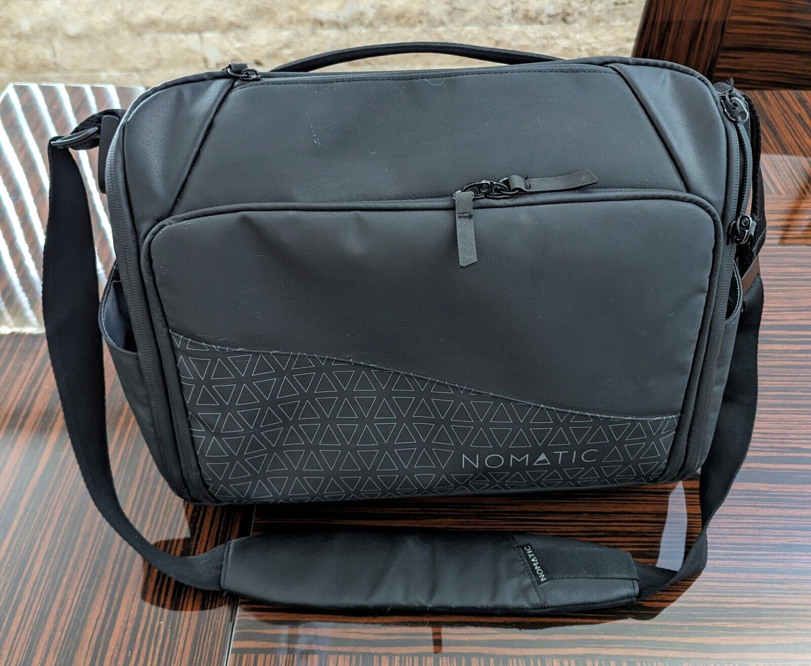 NOMATIC Laptop Messenger Travel Bag Crossbody 16.5\
