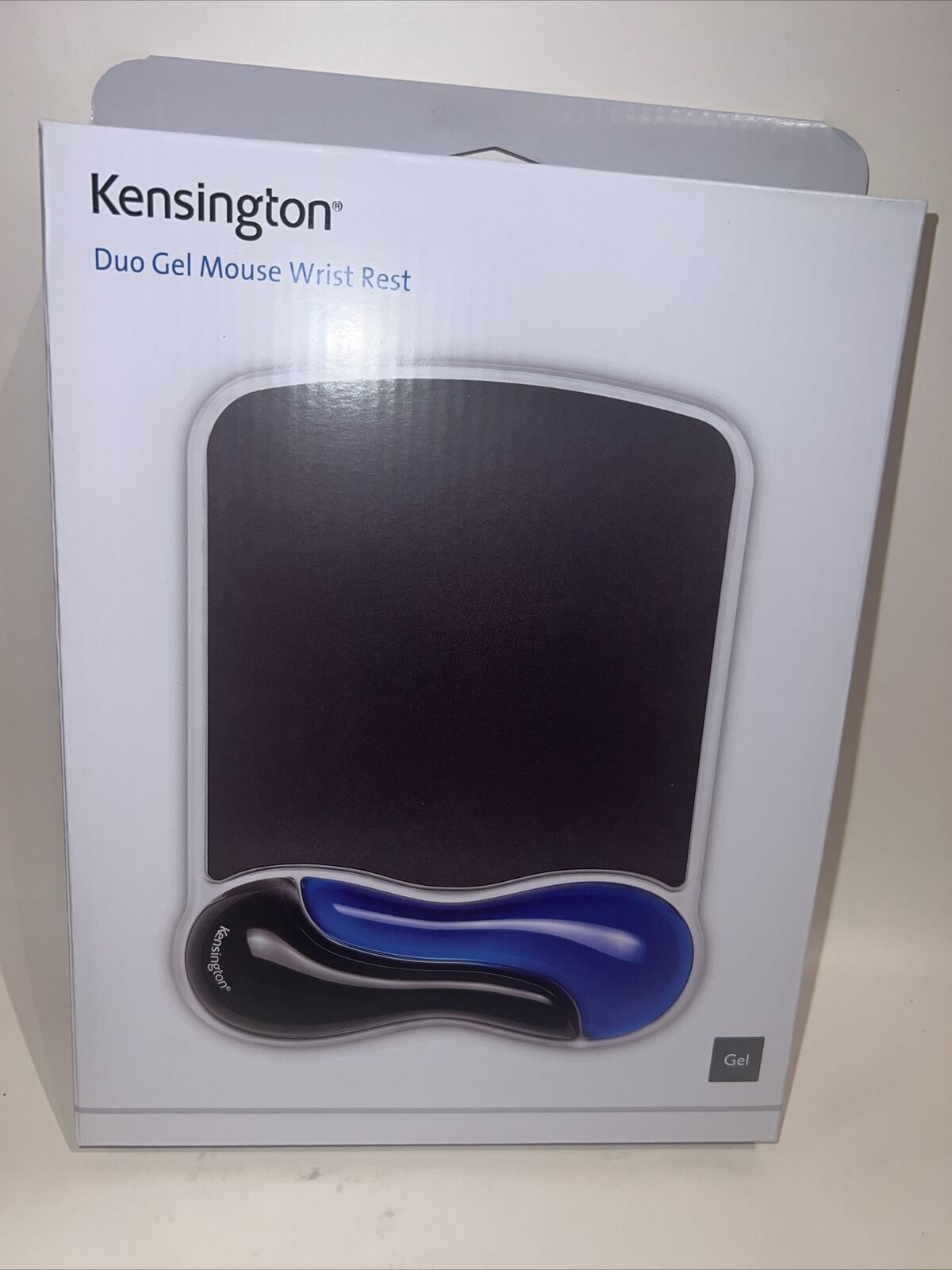 Kensington Duo Gel Mouse Pad w/ Wrist Rest (Blue and Black) K62401AM