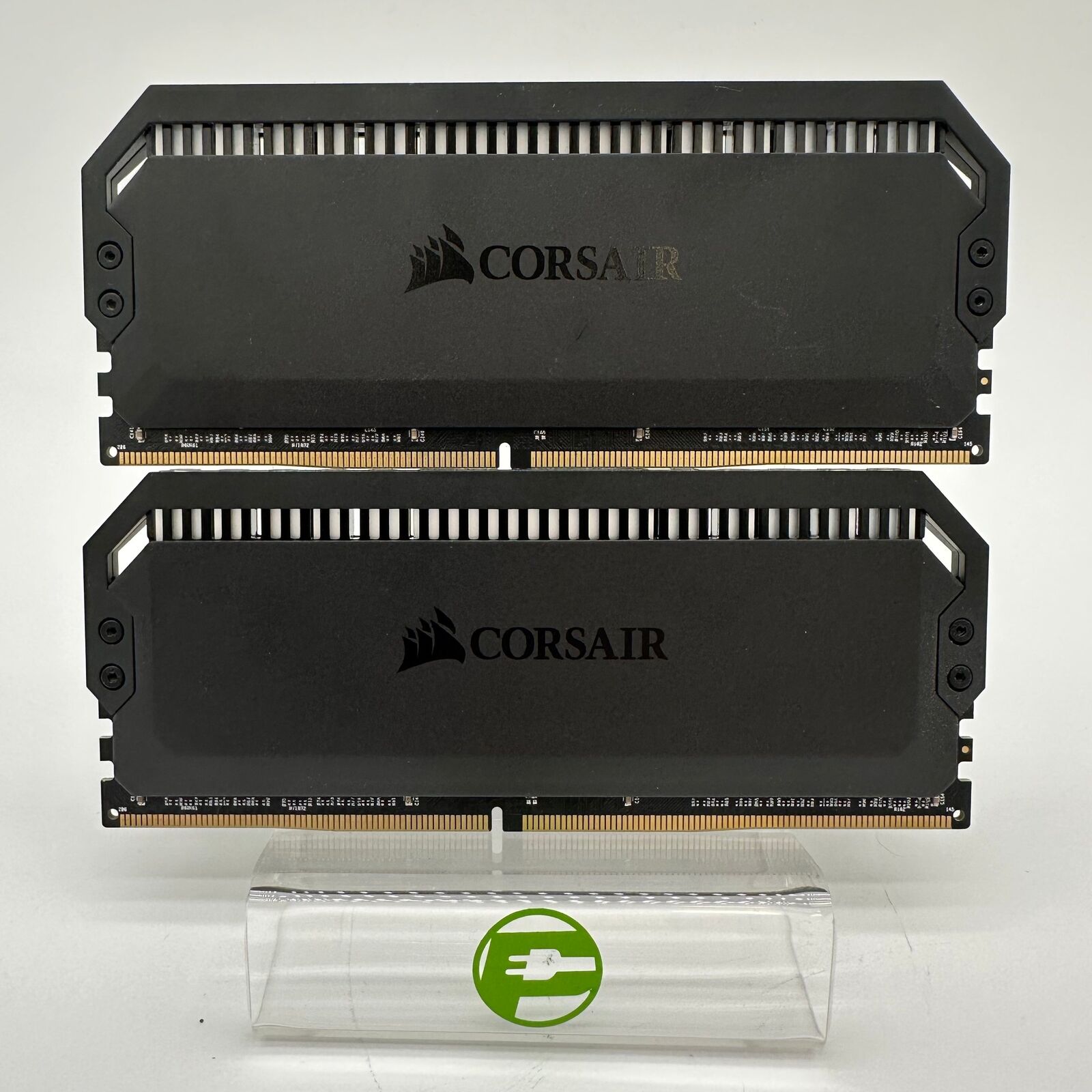 Corsair Dominator Platinum RGB 32GB (2x16GB) DDR4 3200MHz CMT32GX4M2C3200C16