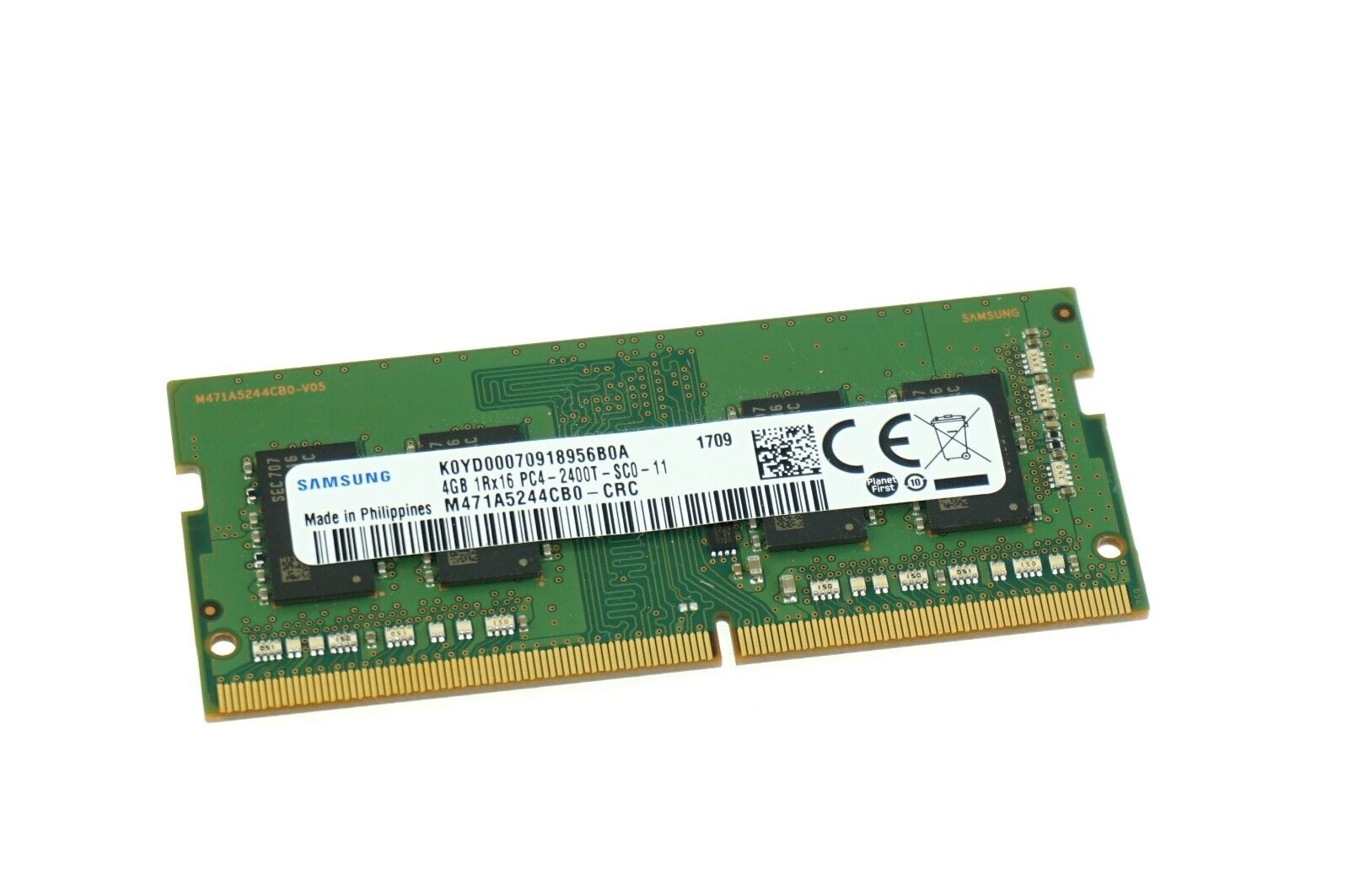 M471A5244CB0-CRC GENUINE SAMSUNG  LAPTOP MEMORY 4GB DDR4 PC4-2400T (CA65)