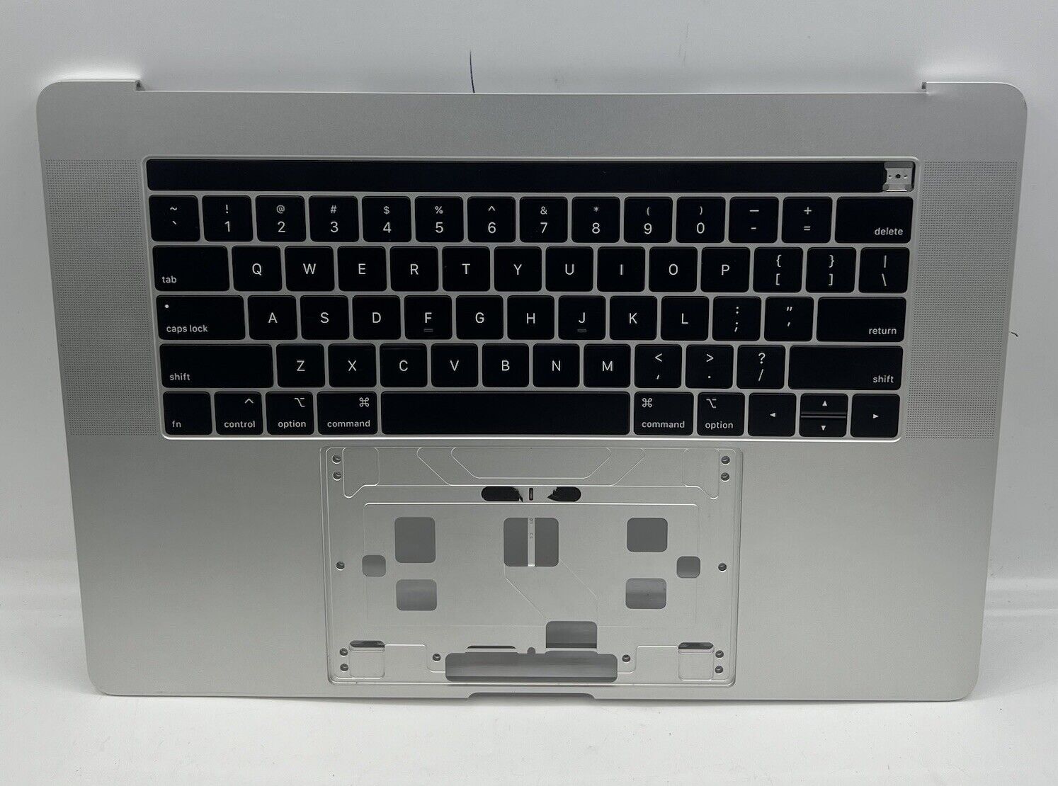 OEM MacBook Pro 15 2018 2019 A1990 Top Case Palmrest  Keyboard Only- Silver