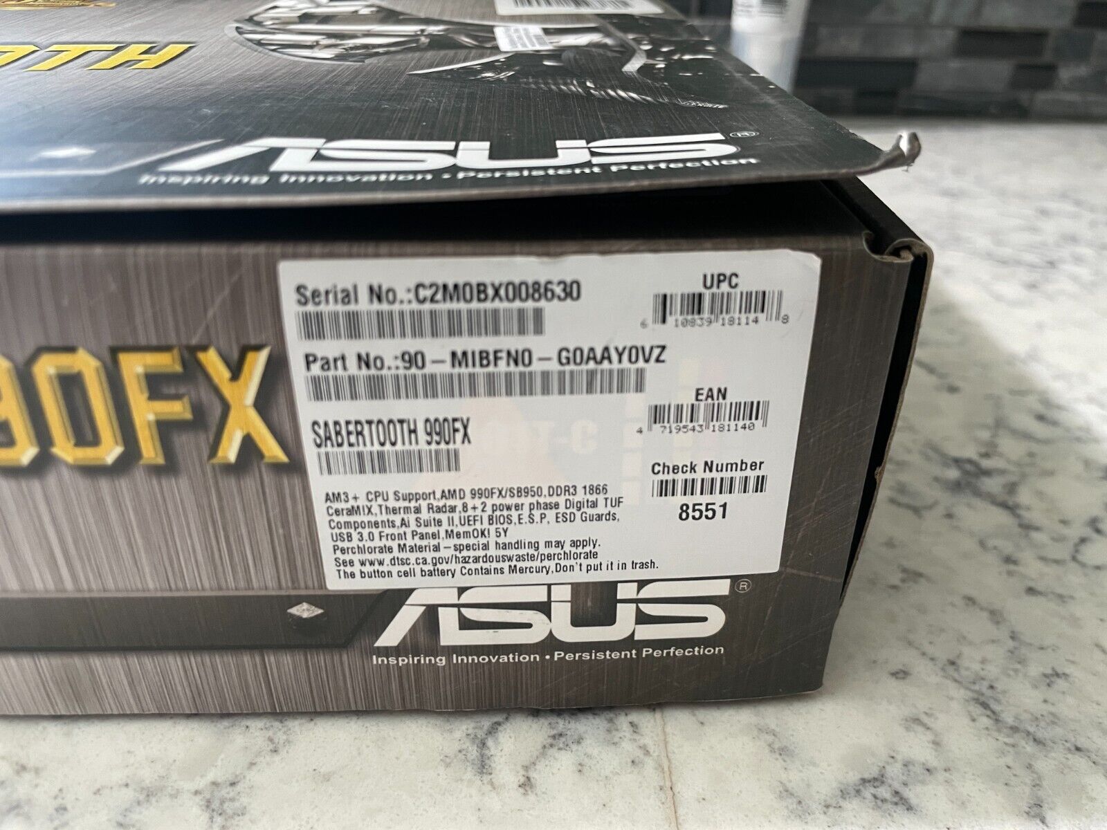 ASUS SABERTOOTH 990FX, AM3+, AMD Motherboard Rev 1.01