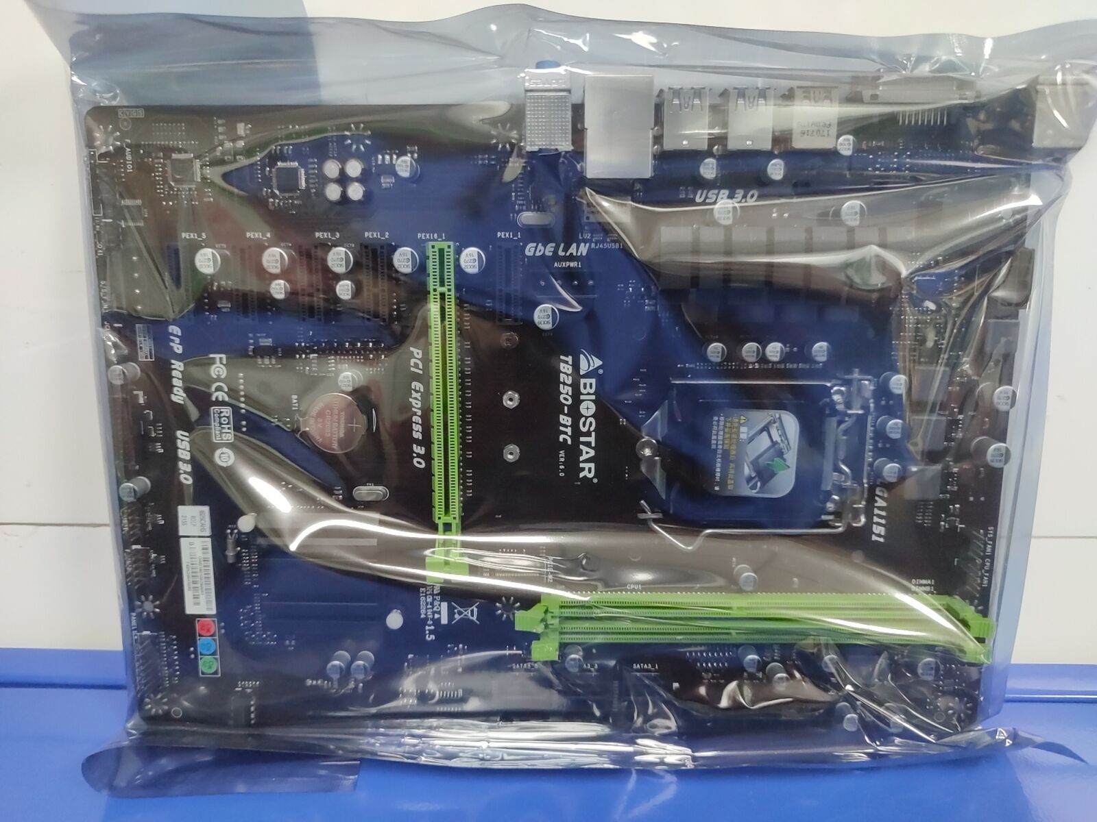 BIOSTAR TB250-BTC MINING Motherboard USB 3.0 LGA 1151 Intel DDR4 ATX 6 GPU