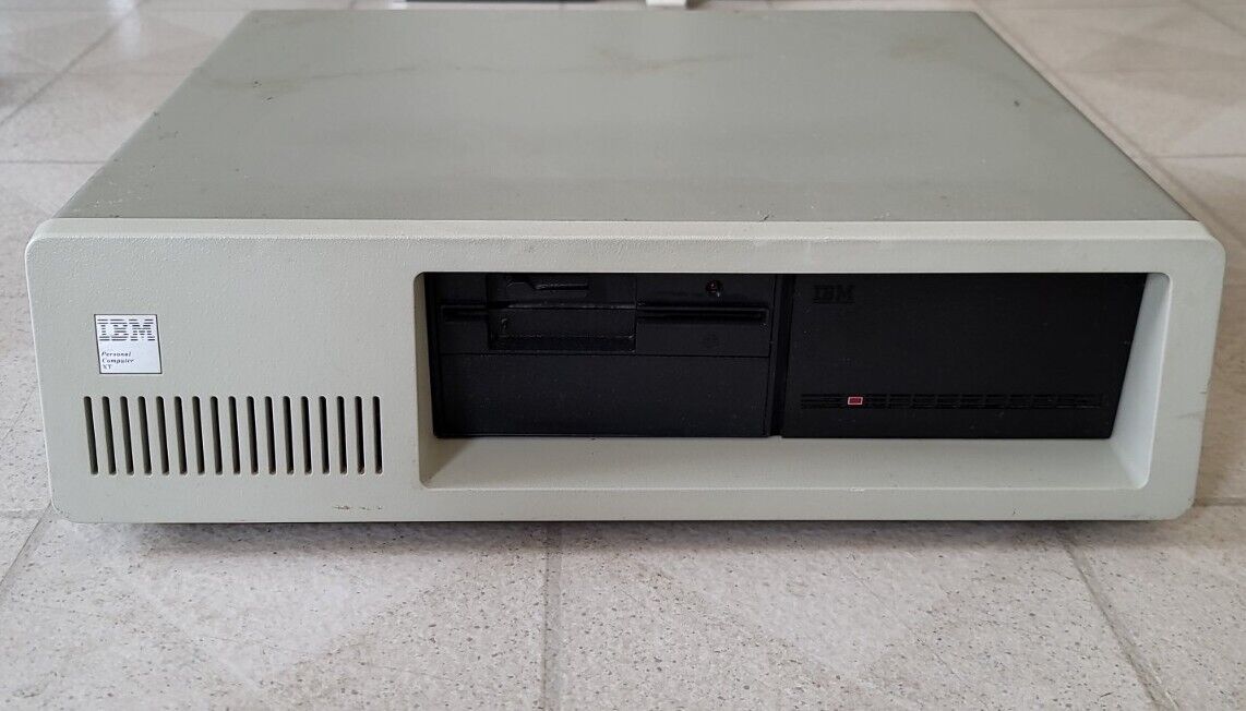 Vintage IBM Personal Computer XT System Unit Model 5160