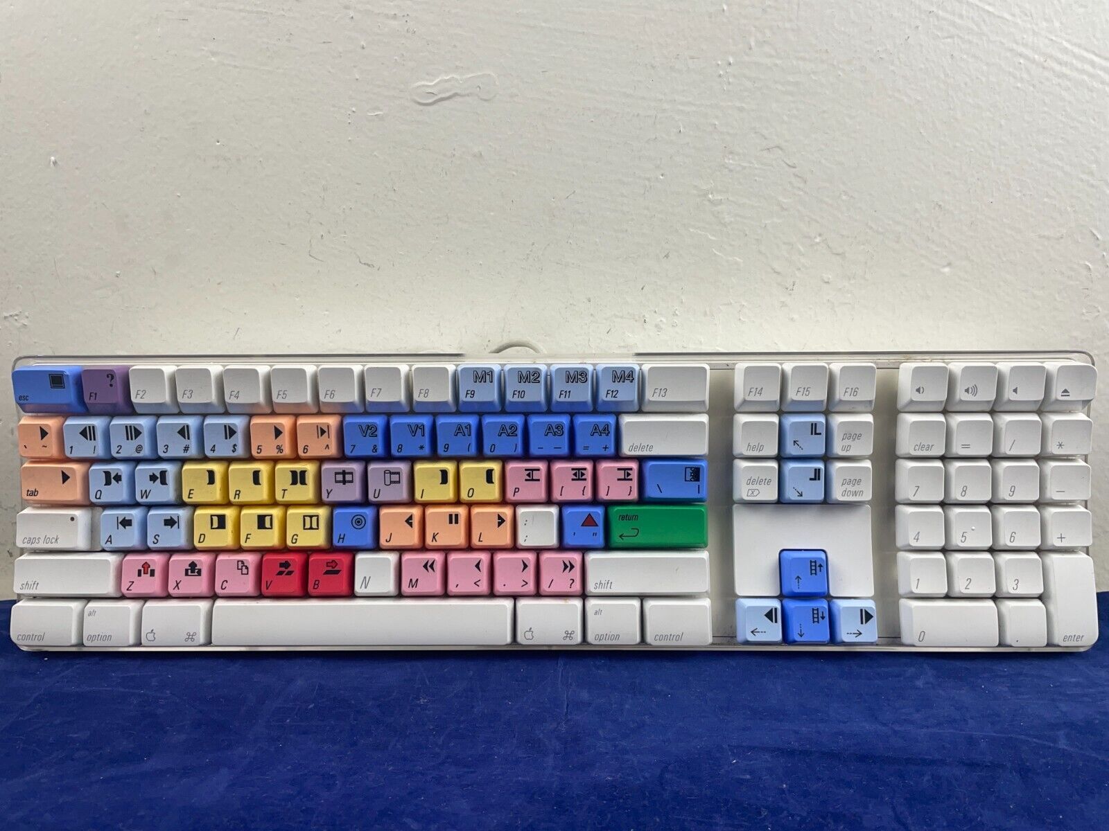 Apple A1048 Digidesign USB Wired Avid Logic Keyboard Final Cut Pro Colored Keys