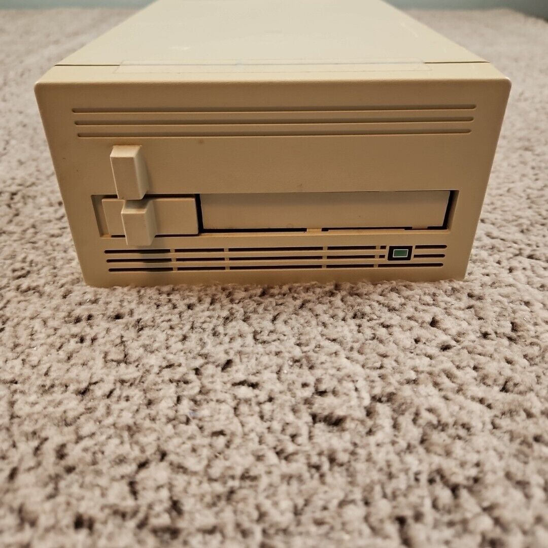 Archive Corp Tape Drive Model Number 150e Archive VP