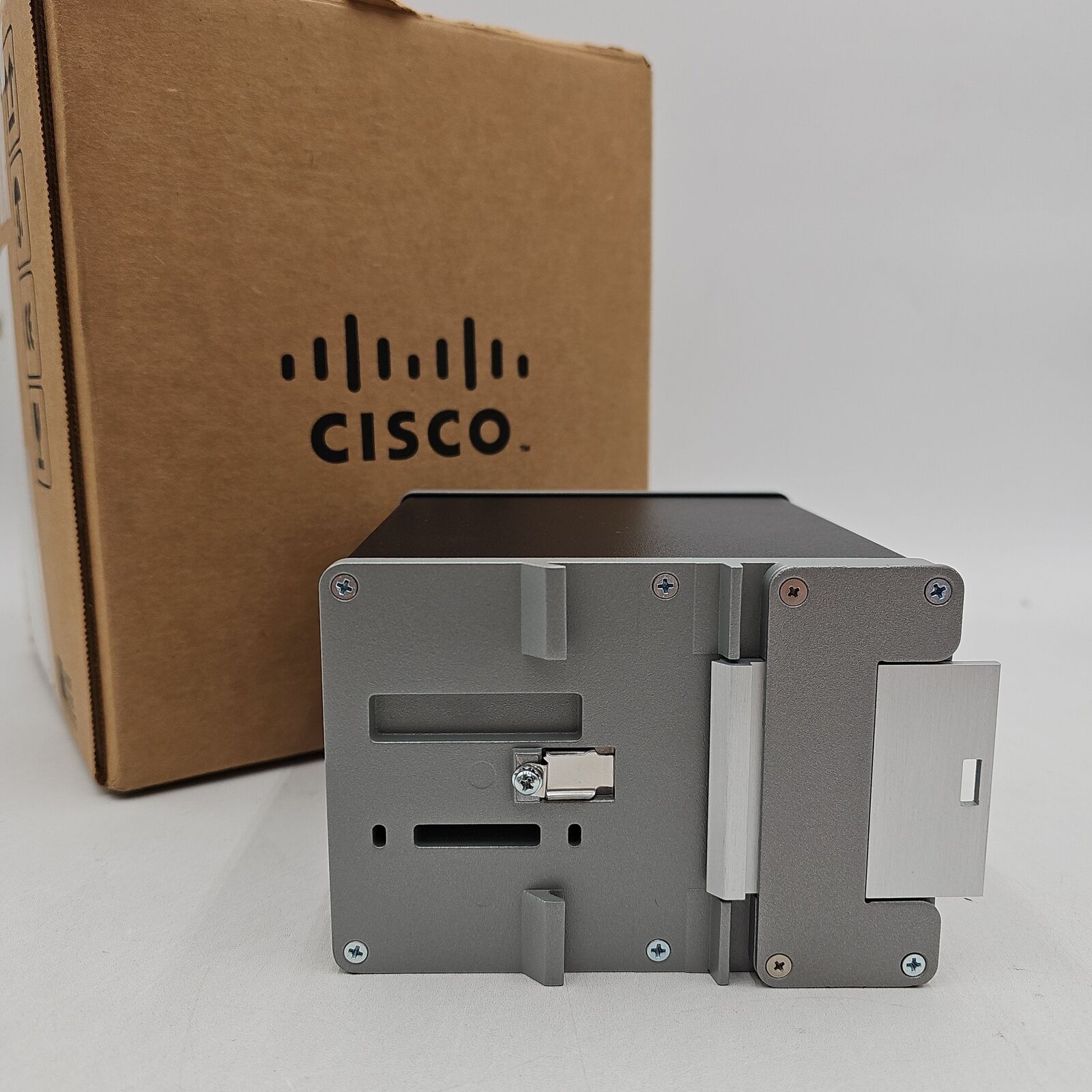 New Cisco IE-2000-8TC-G-E Ethernet Switch