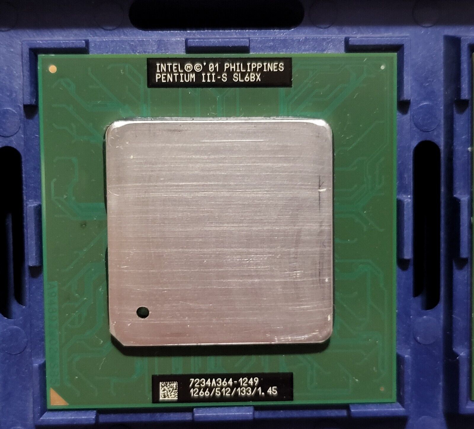 Intel Pentium III-S Tualatin 1.26ghz  CPU SL6BX Socket 370