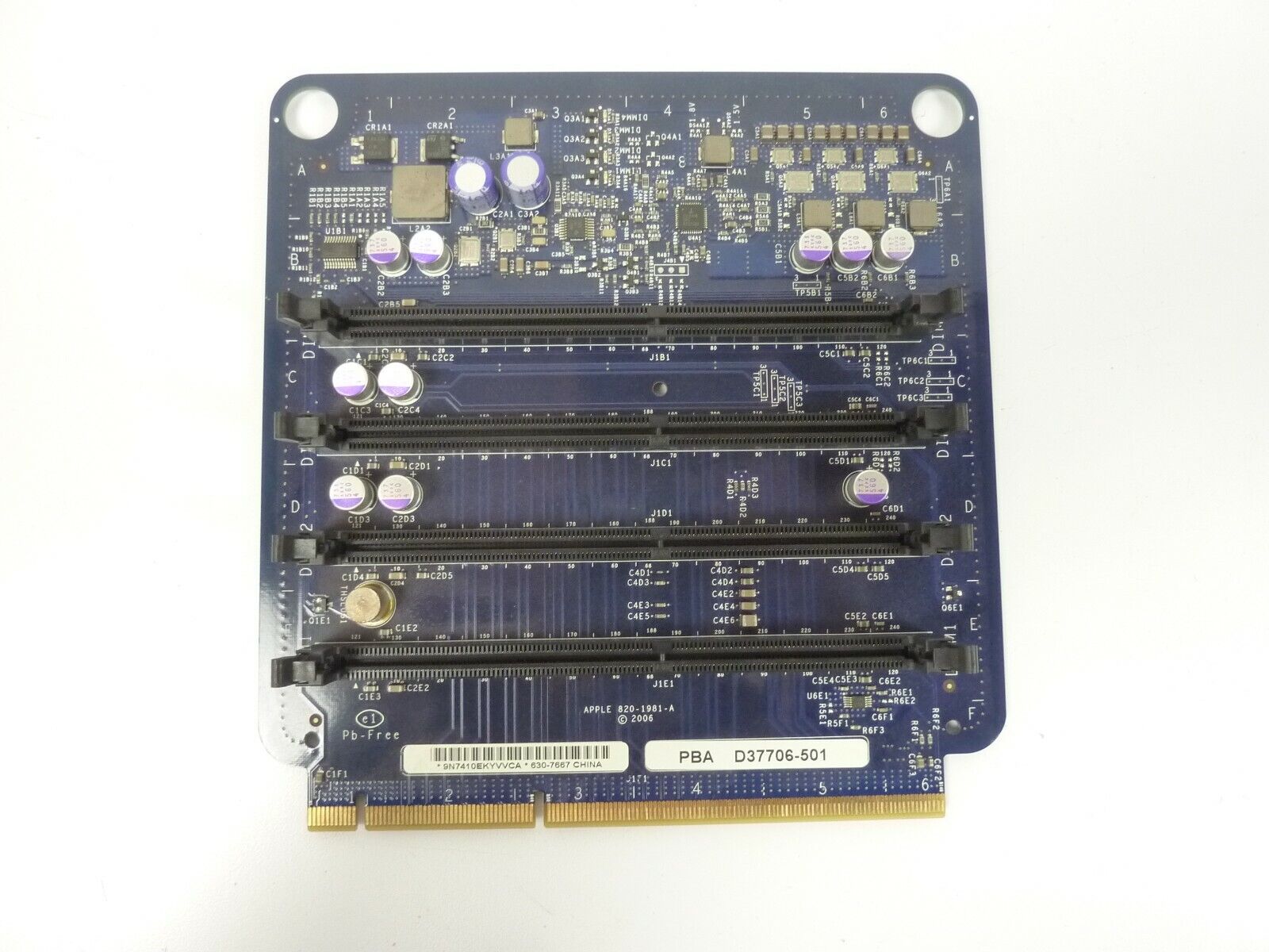 Apple Mac Pro 1,1 2,1 / 2006 2007 / A1186 Memory RAM Riser Board D37706-501 