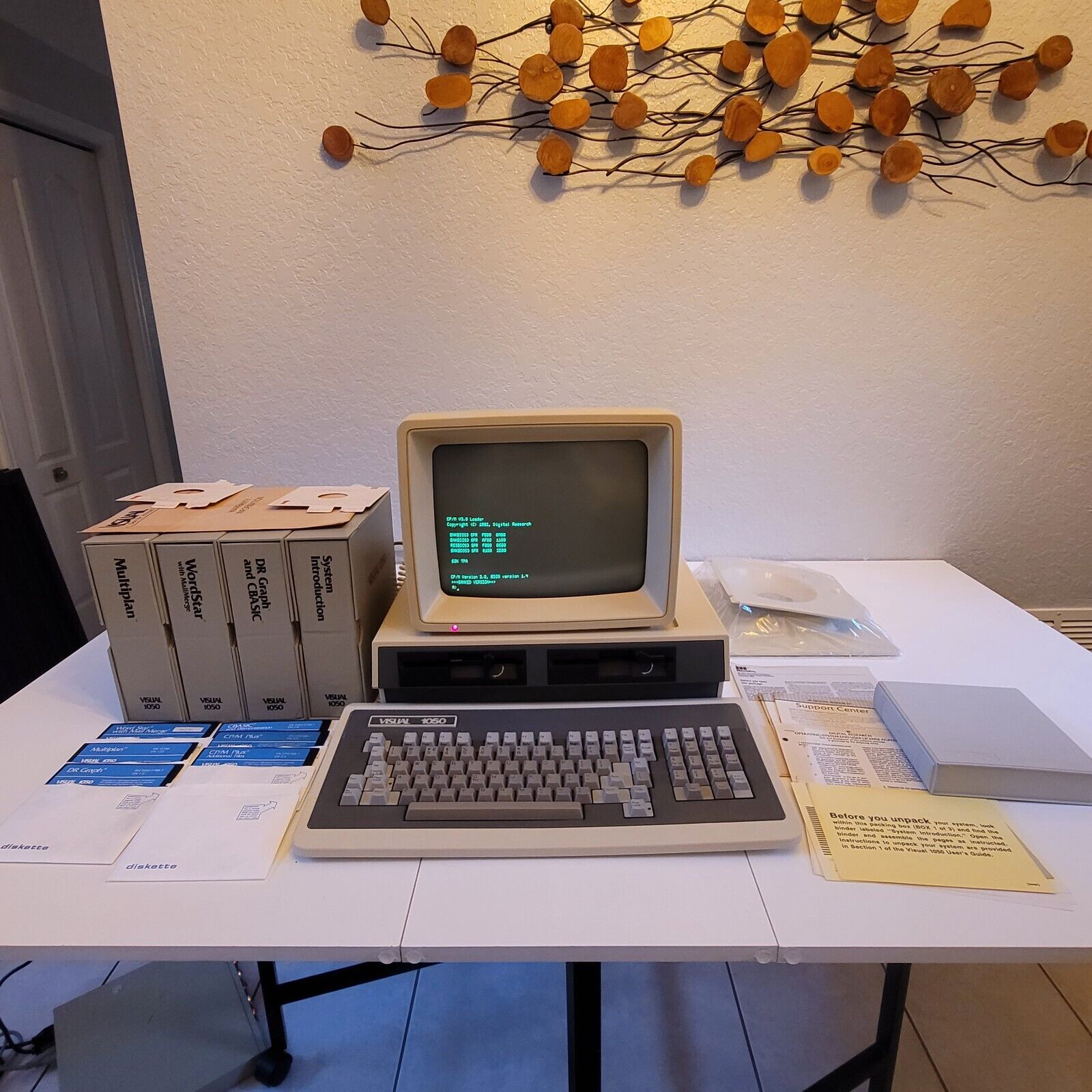 Vintage Visual 1050 Personal Computer with Boxes, Manuals, Disks L@@k RARE