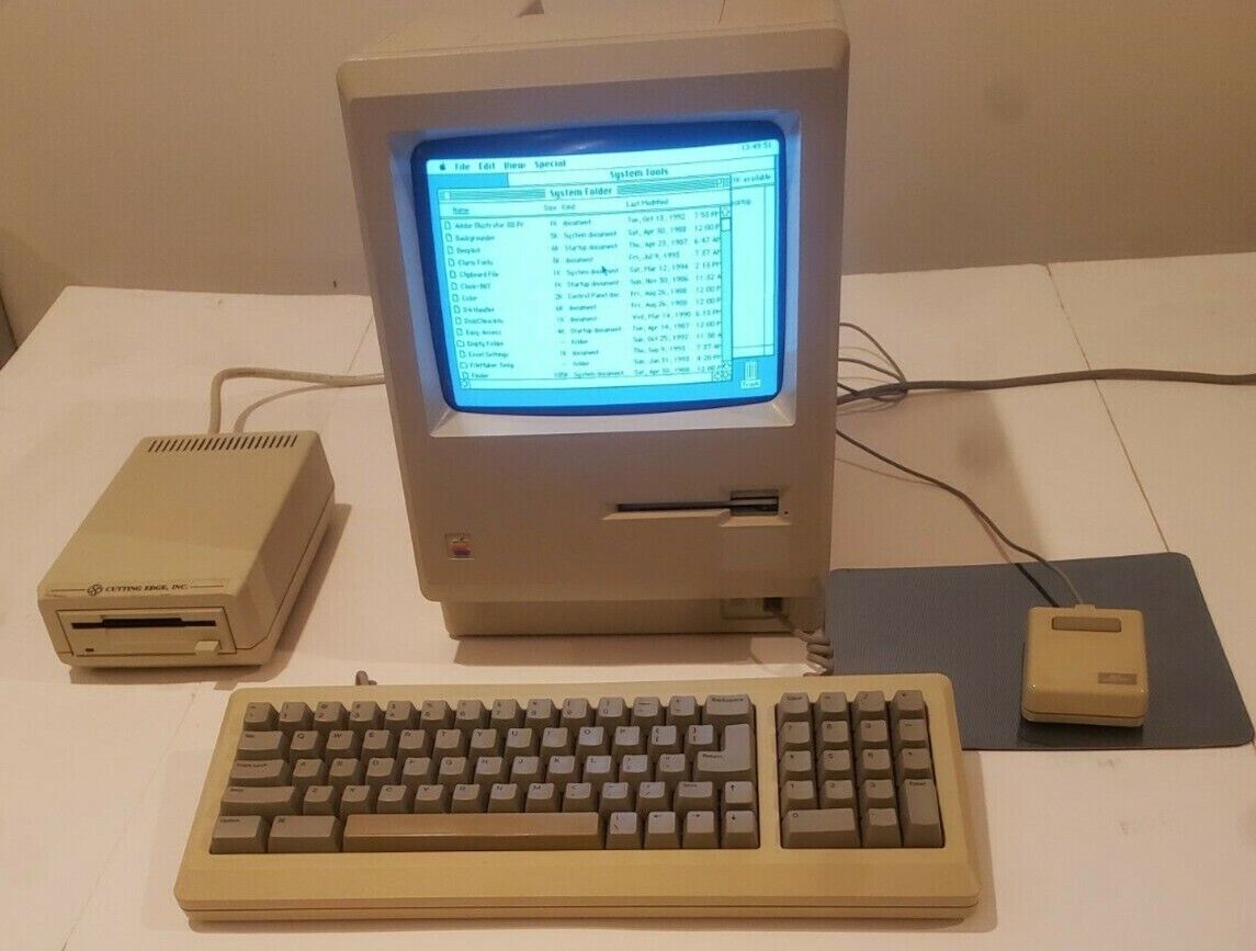 1985 Macintosh 512K: (1024) ram, ext. Floppy, Optical Mouse+pad, ext. SCSI port